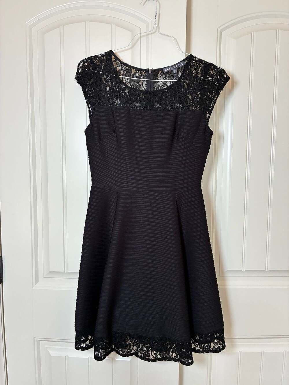 Brixon Ivy Black Lace Cap Sleeve Ribbed A-Line Skater Dress Size M